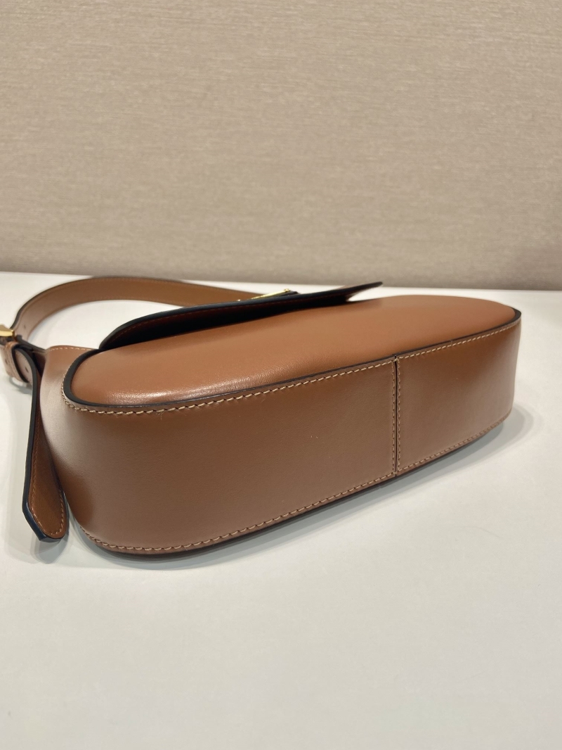 Pra*a hobo bags